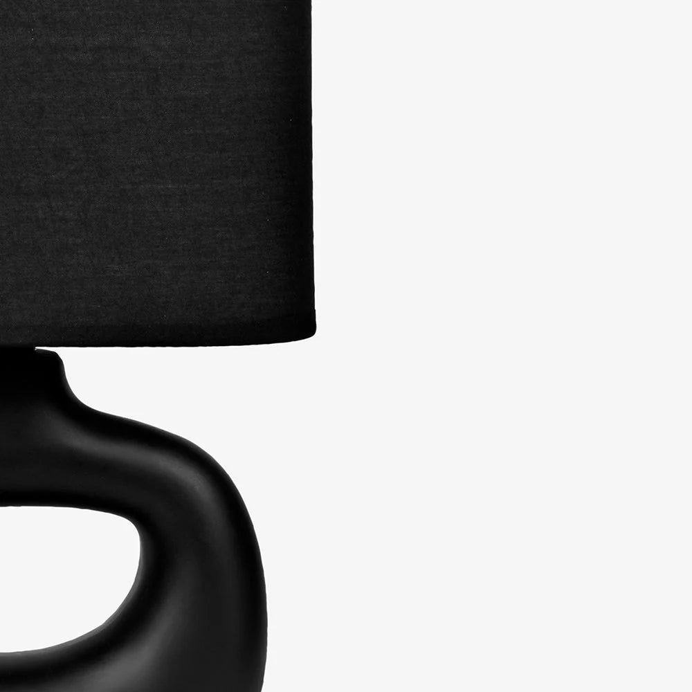 Noir Lamp