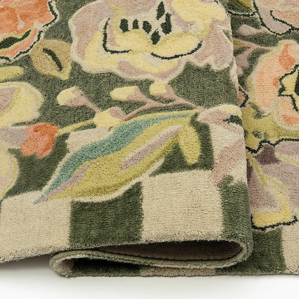 Aura Rug